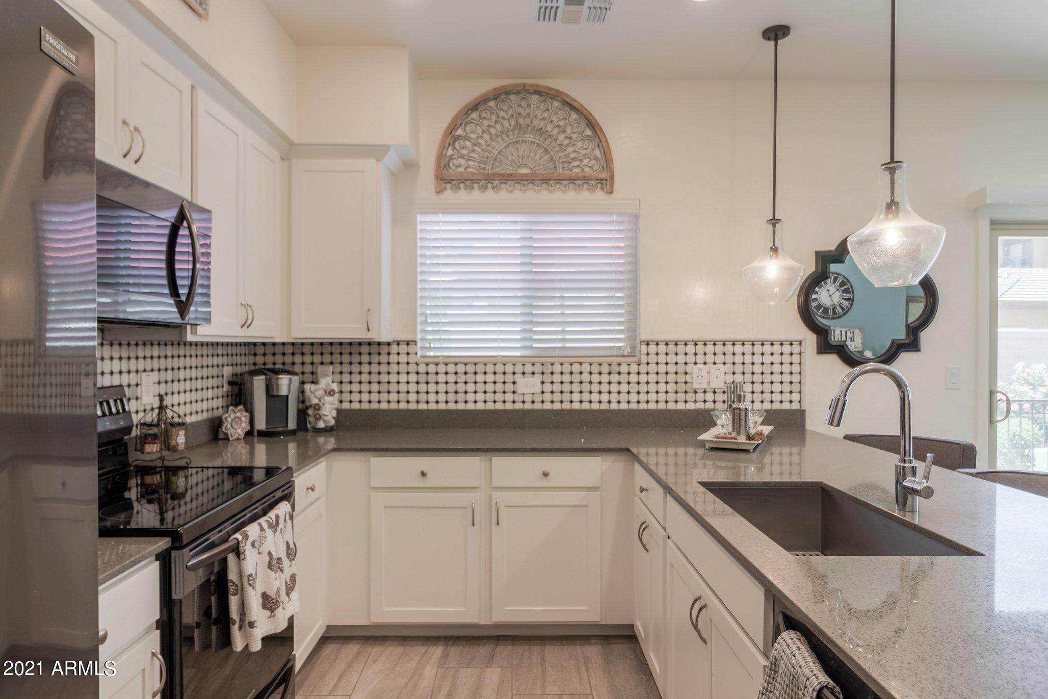 1861 East Frye Road, Unit 102 Gilbert, AZ 85295 - Photo 10 of 39 Frye Road (27).jpg-SMALL