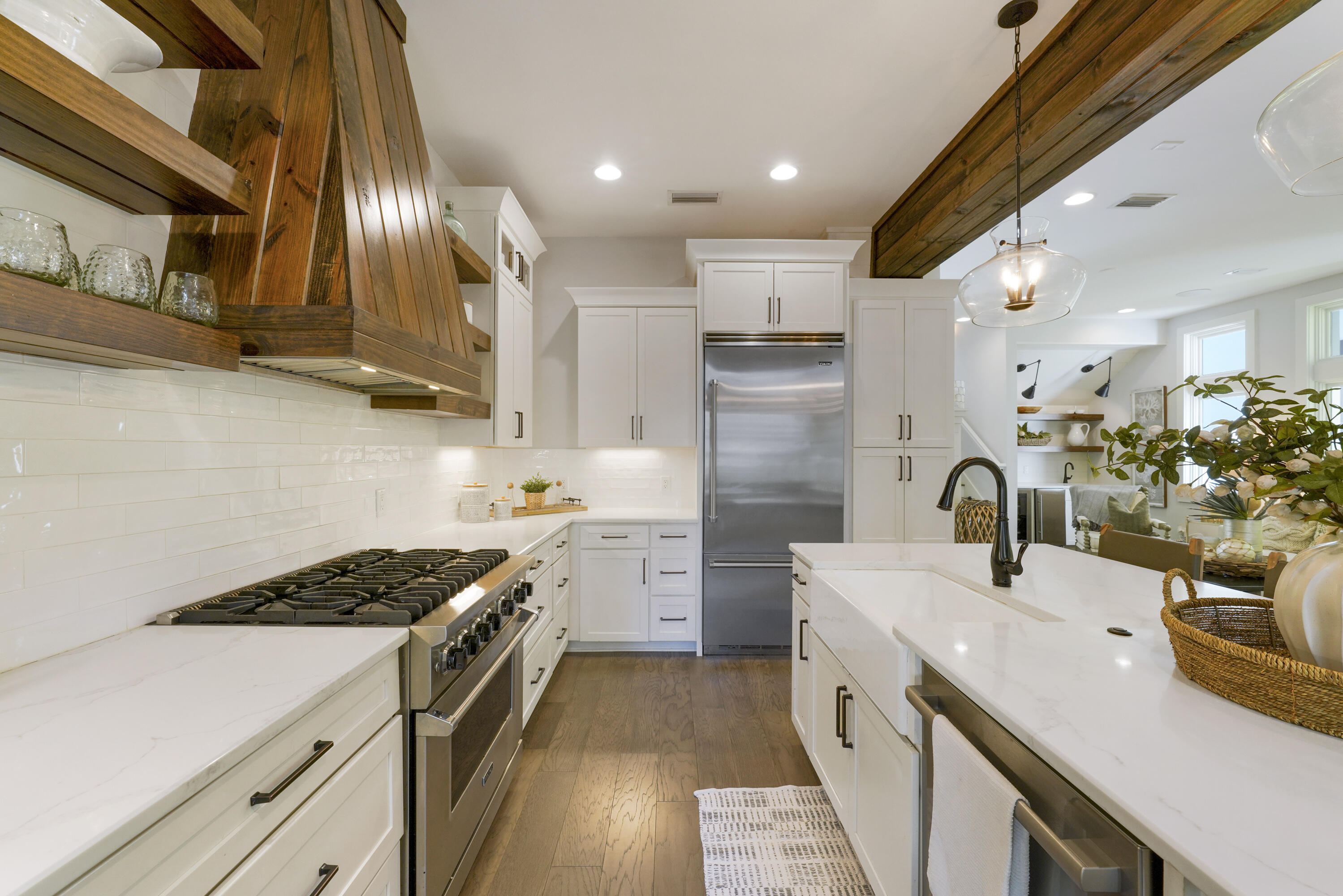 18 Bourne Lane Inlet Beach, FL 32461 - Photo 21 of 81 a kitchen with a sink stove and cabinets