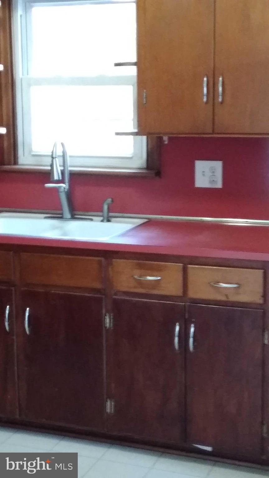 9908 Rocky Ridge Road Rocky Ridge, MD 21778 - Photo 6 of 17 Kitchen