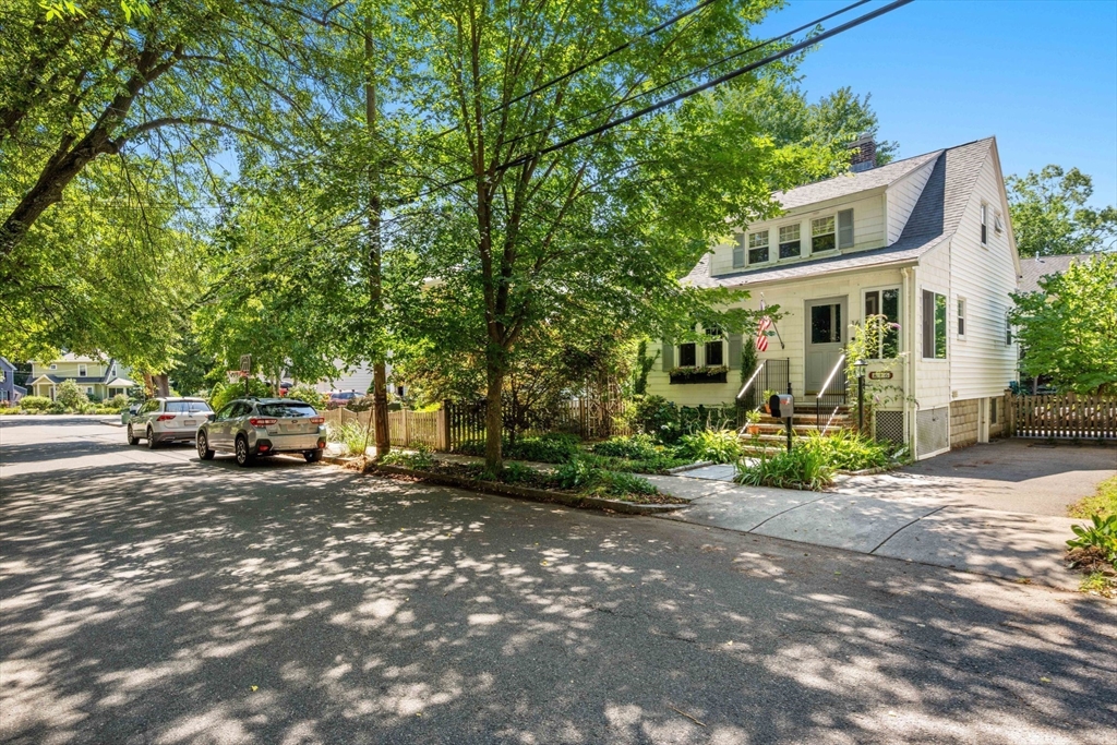 16 Longfellow Road Arlington, MA 02476 - Photo 37 of 41 Gallery Image 37