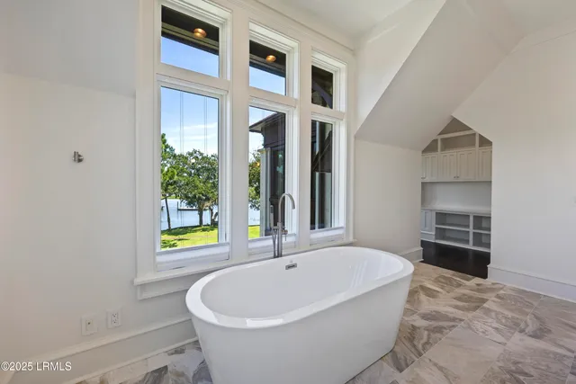 $4,250,000 | 1 Cedar Lane, Hilton Head Island, SC 29926