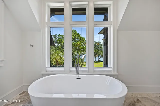 $4,250,000 | 1 Cedar Lane, Hilton Head Island, SC 29926