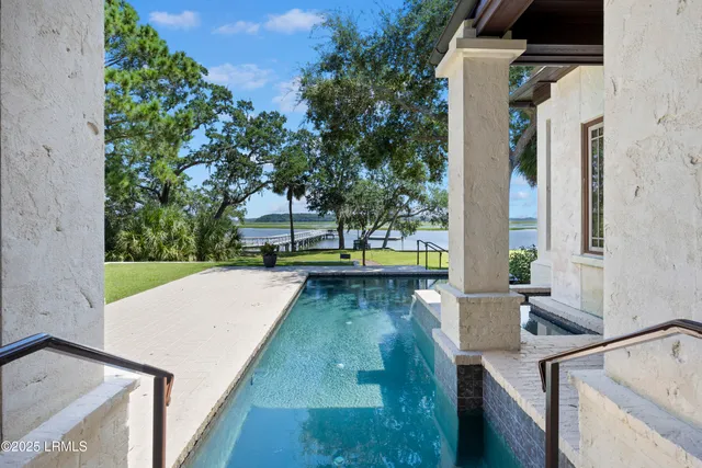 $4,250,000 | 1 Cedar Lane, Hilton Head Island, SC 29926
