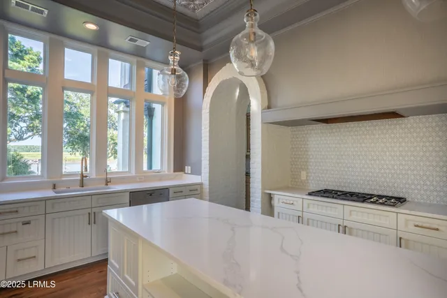 $4,250,000 | 1 Cedar Lane, Hilton Head Island, SC 29926