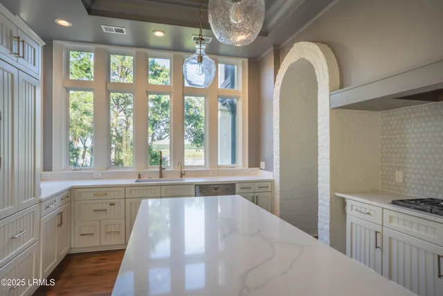 $4,250,000 | 1 Cedar Lane, Hilton Head Island, SC 29926