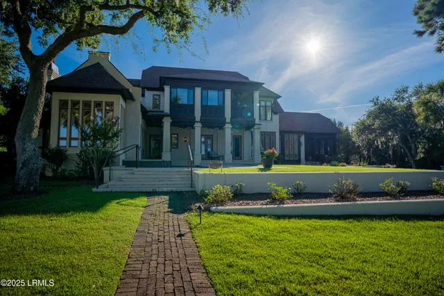 $4,250,000 | 1 Cedar Lane, Hilton Head Island, SC 29926
