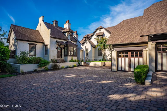 $4,250,000 | 1 Cedar Lane, Hilton Head Island, SC 29926