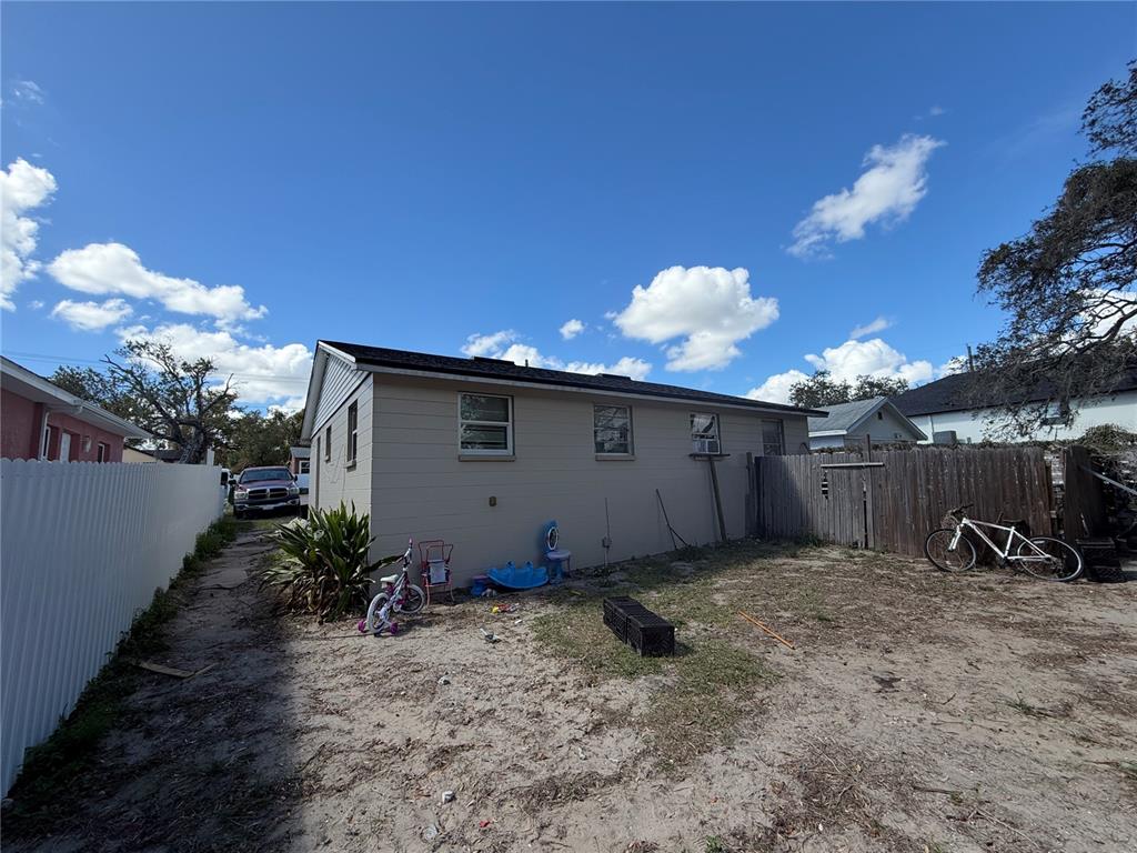 8421 North 16th Street Tampa, FL 33604 - Photo 2 of 2