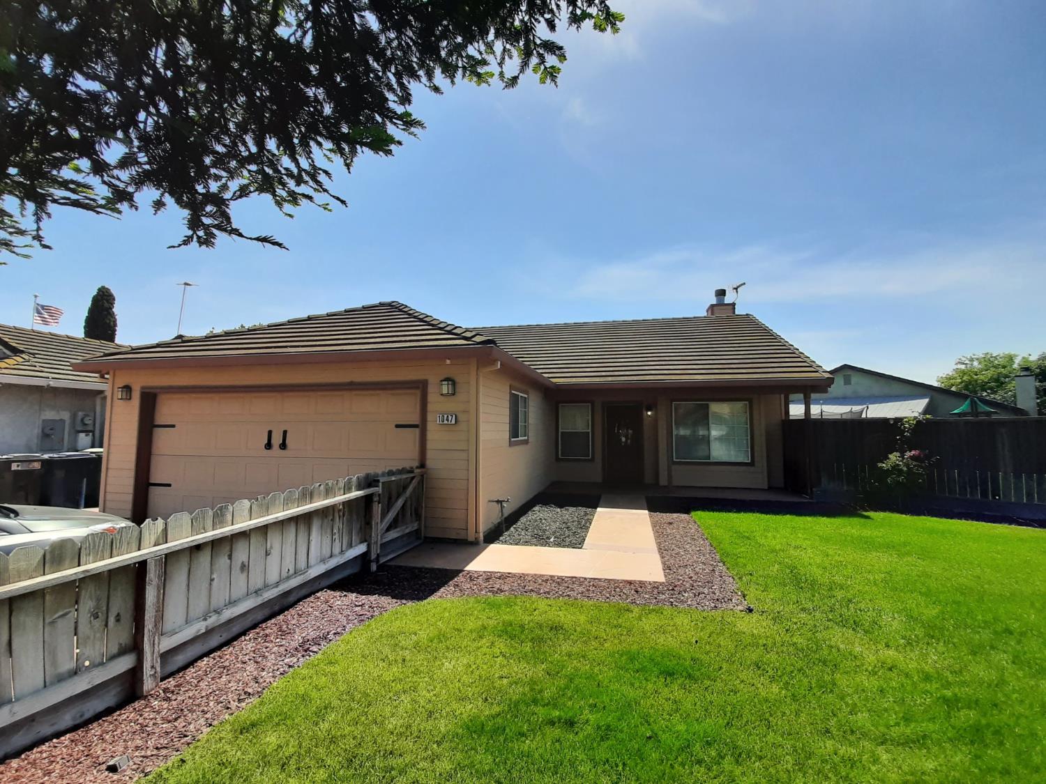 1047 Alexander Court Turlock, CA 95380 - Photo 1 of 22