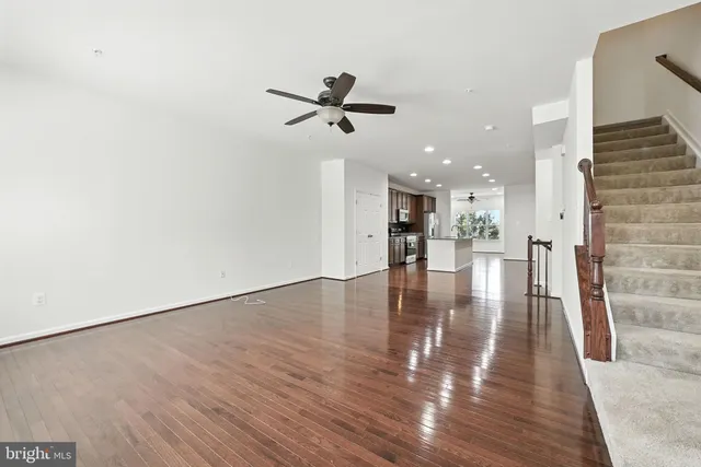 $609,000 | 6803 Green Mill Way, Columbia, MD 21044