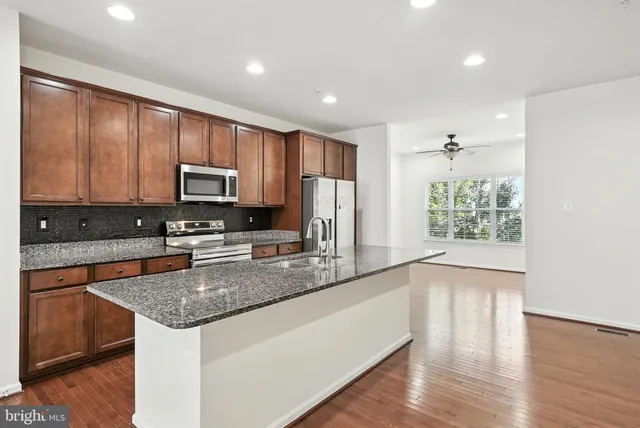 $609,000 | 6803 Green Mill Way, Columbia, MD 21044