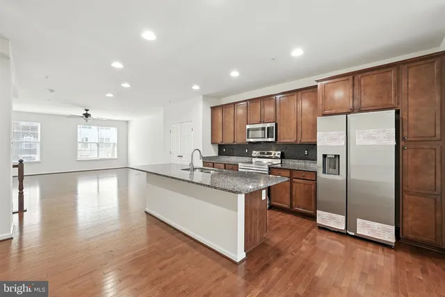 $609,000 | 6803 Green Mill Way, Columbia, MD 21044