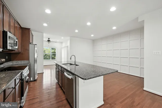 $609,000 | 6803 Green Mill Way, Columbia, MD 21044