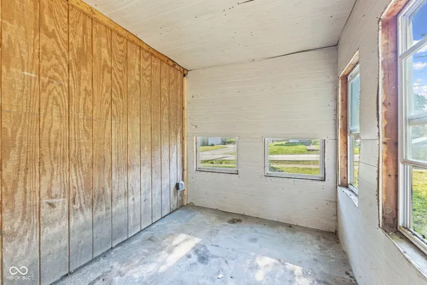 $165,000 | 9577 South Crawford Street, Knightsville, IN 47857