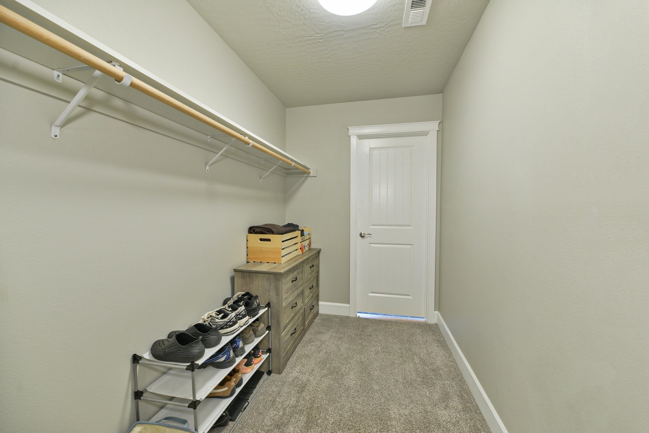 2820 Helens Lane Spokane, WA 99208 - Photo 22 of 44