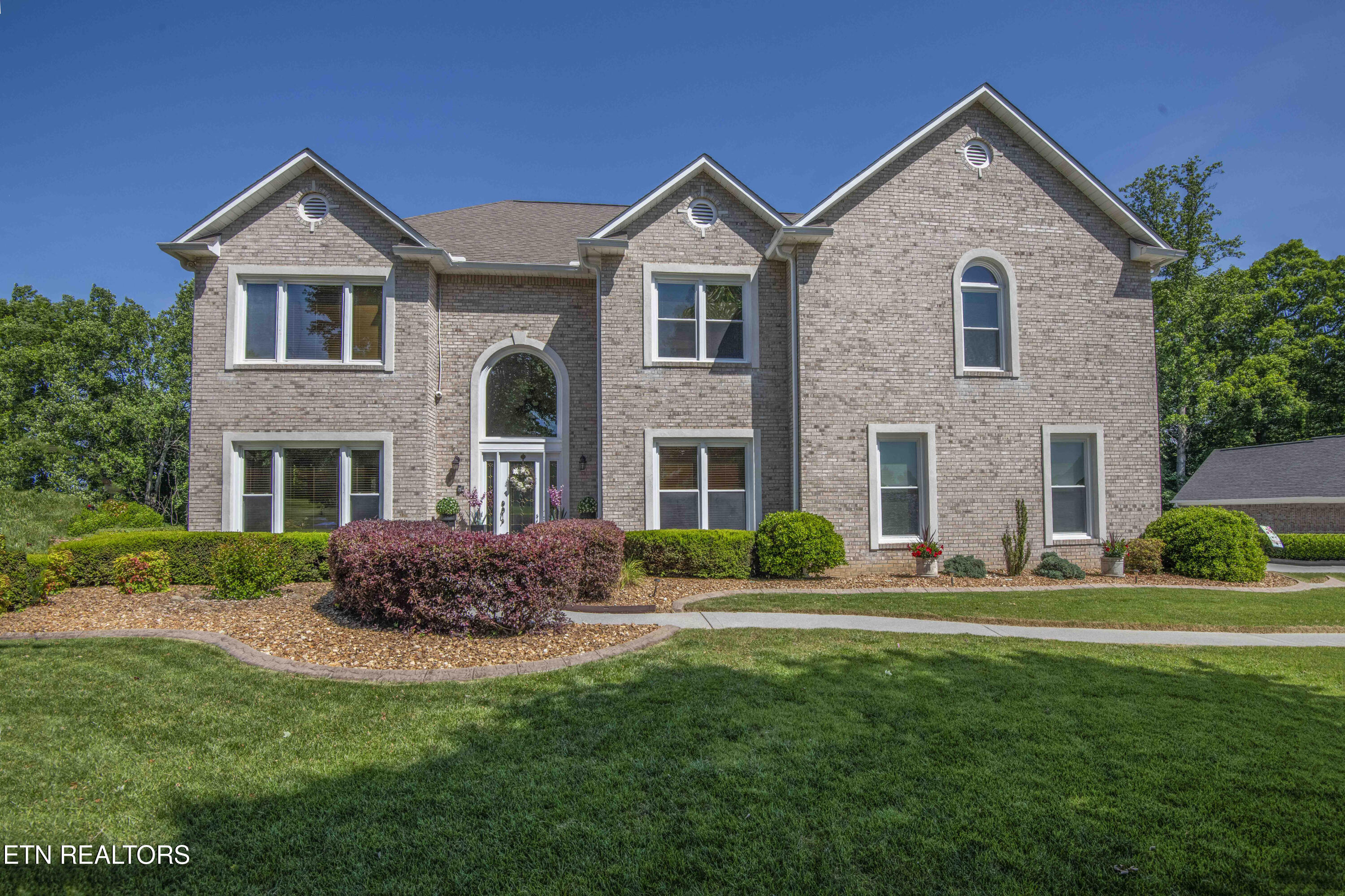 19 Raintree Crossing Oak Ridge, TN 37830 - Photo 1 of 60 exterior 4_1