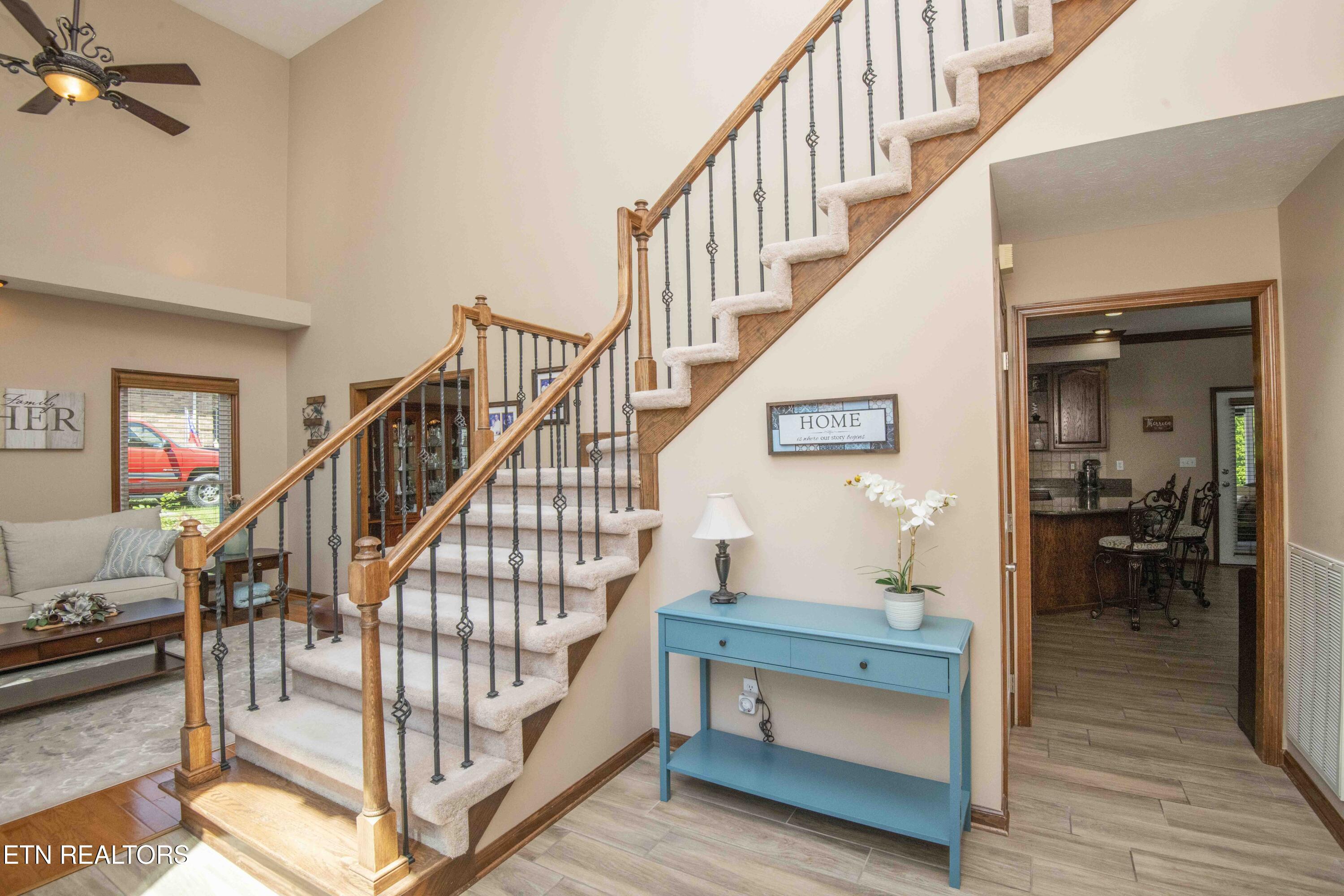 19 Raintree Crossing Oak Ridge, TN 37830 - Photo 21 of 60 foyer 1_1