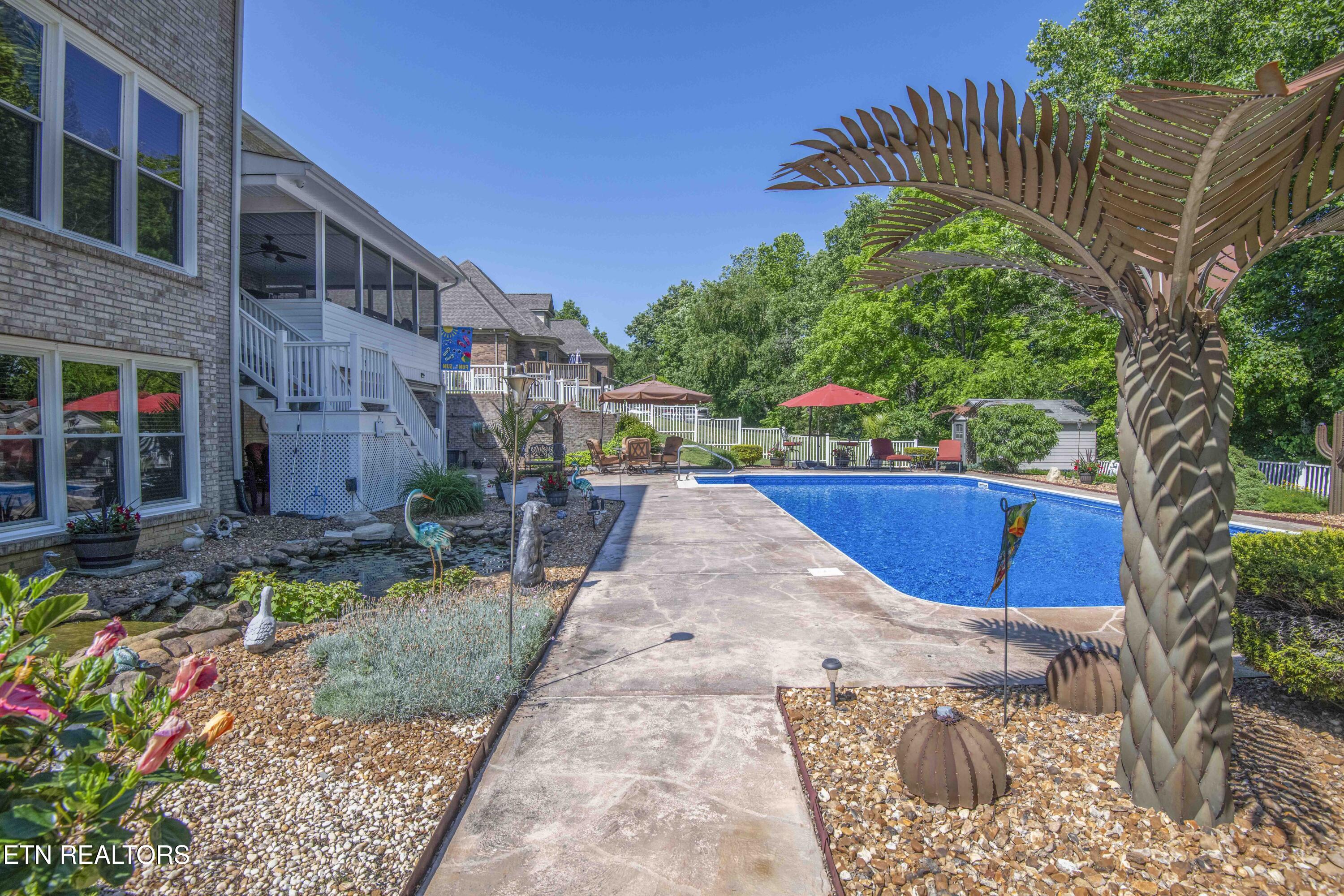 19 Raintree Crossing Oak Ridge, TN 37830 - Photo 45 of 60 yard 2_1