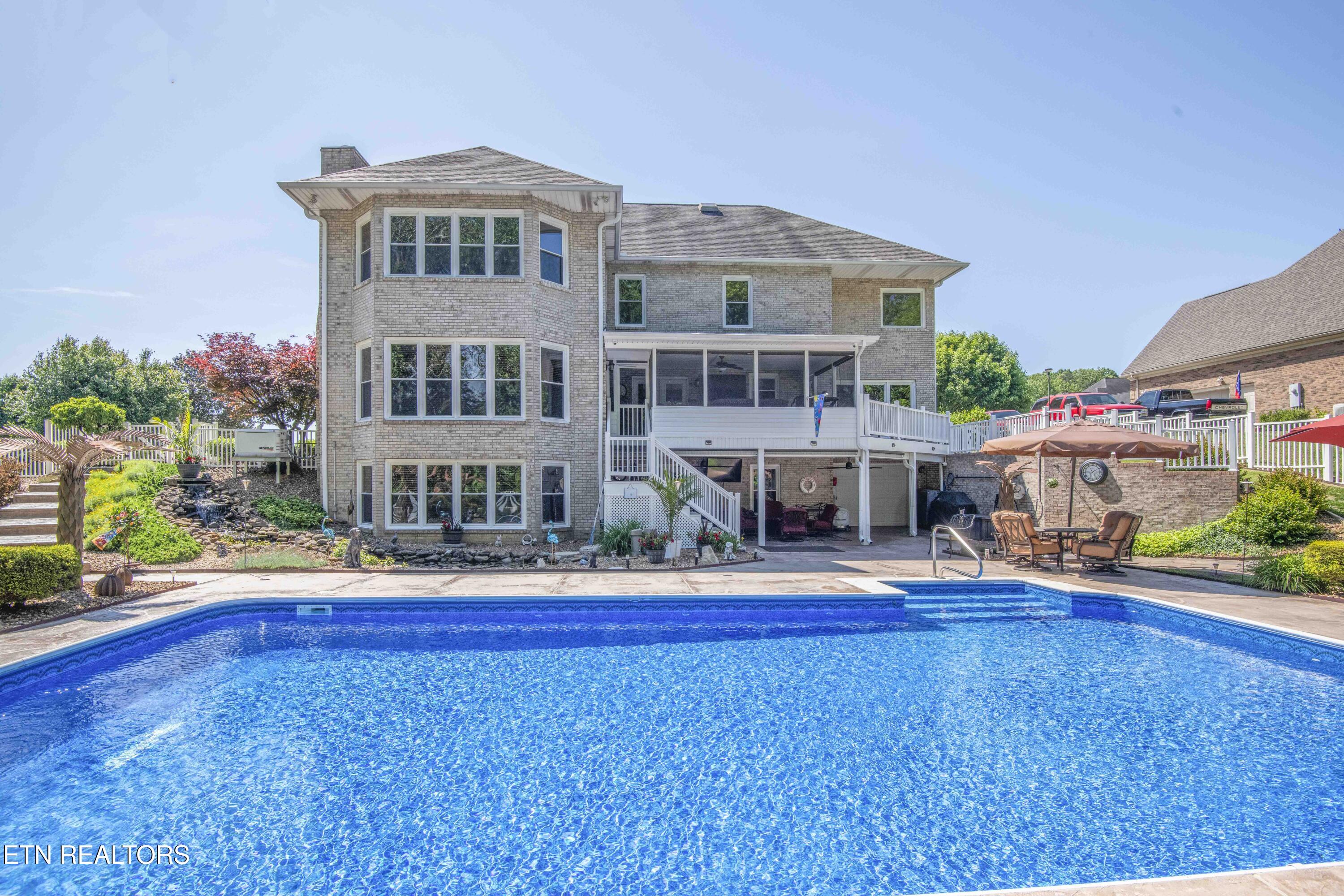 19 Raintree Crossing Oak Ridge, TN 37830 - Photo 6 of 60 yard 6_1