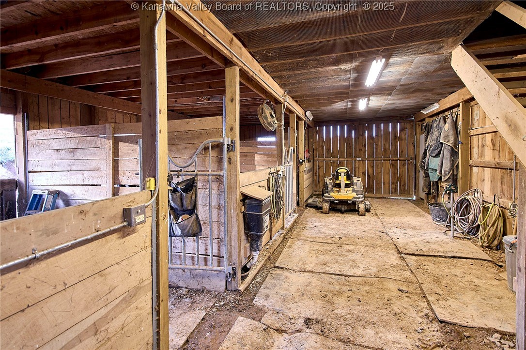 2049 Buff Crk Road Hurricane, WV 25526 - Photo 42 of 49 Gallery Image 42