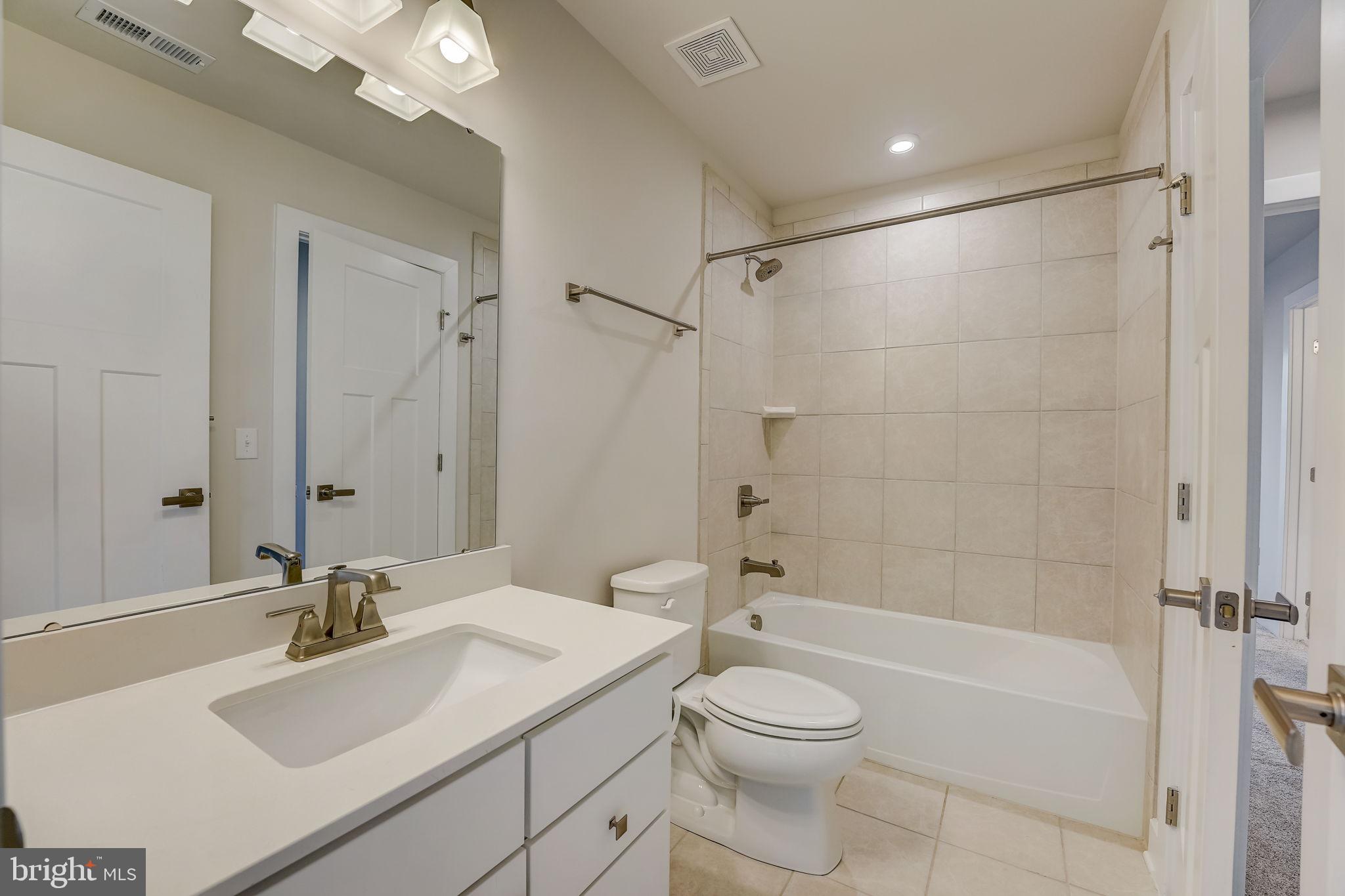 3943 Trythall Street Bethlehem, PA 18020 - Photo 35 of 55