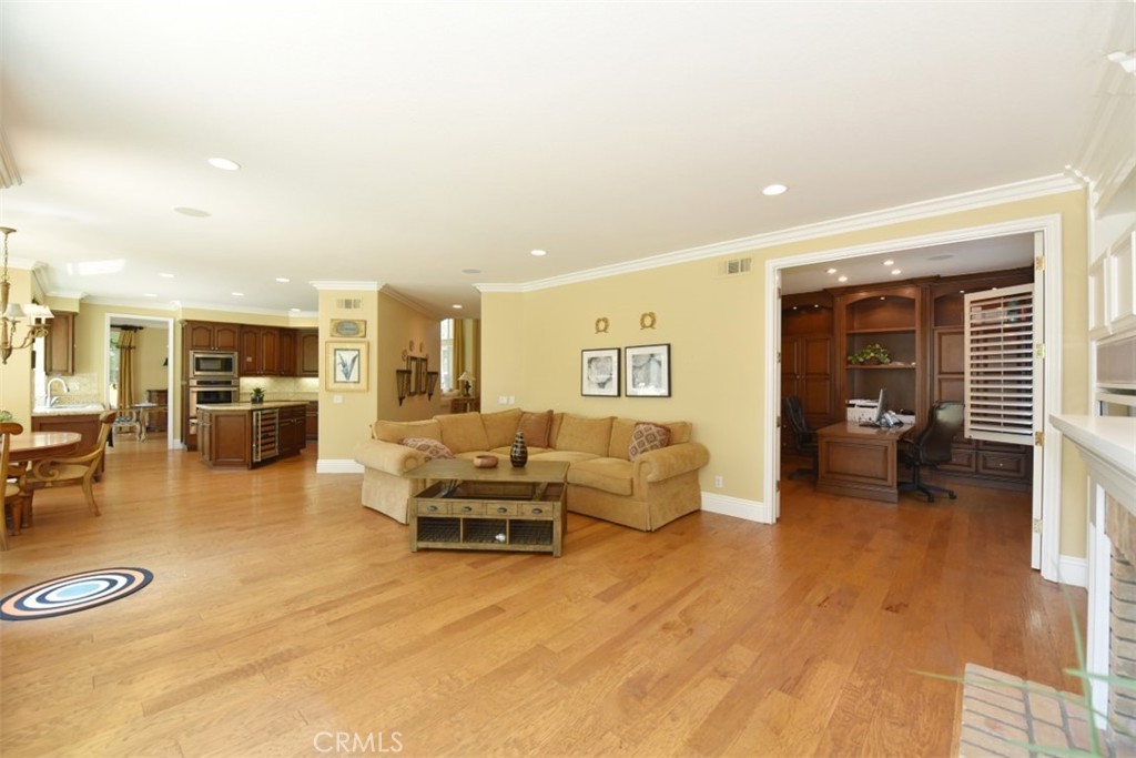 12 Brigadier Irvine, CA 92603 - Photo 18 of 50 a living room with furniture and a flat screen tv