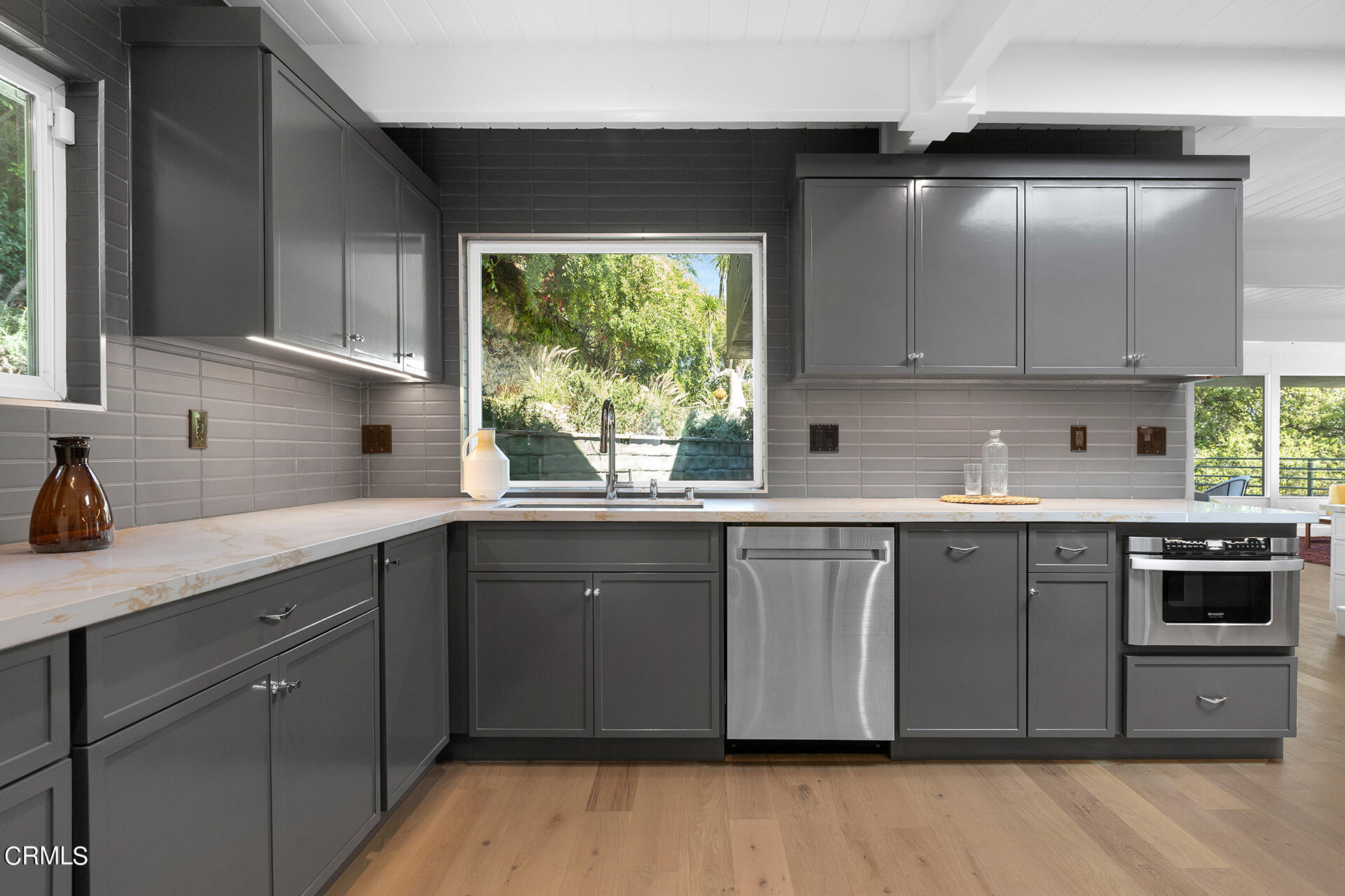 445 Cloverleaf Way Monrovia, CA 91016 - Photo 12 of 49 21-IMG_0991 Web