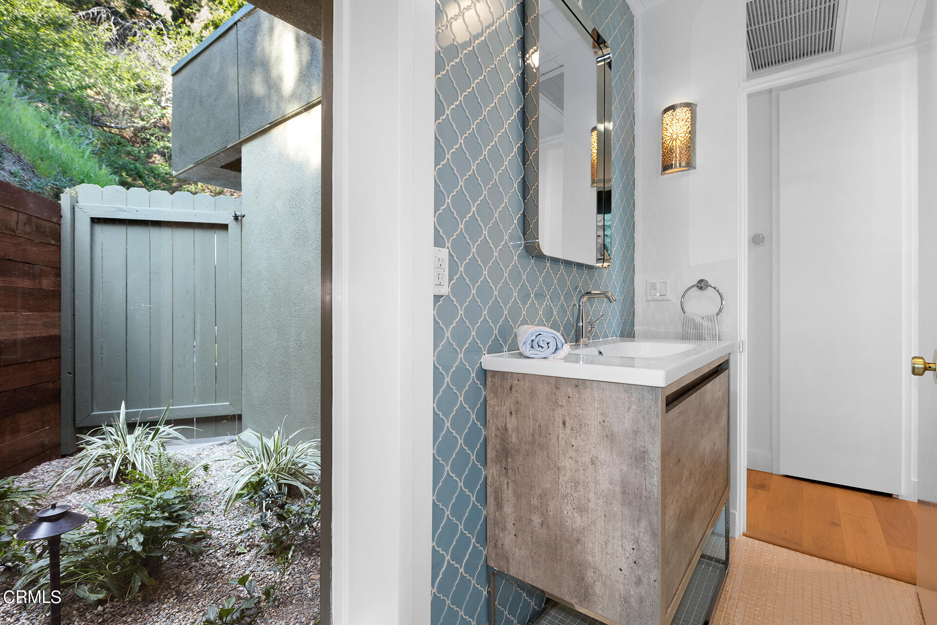 445 Cloverleaf Way Monrovia, CA 91016 - Photo 21 of 49 29-IMG_1089 Web