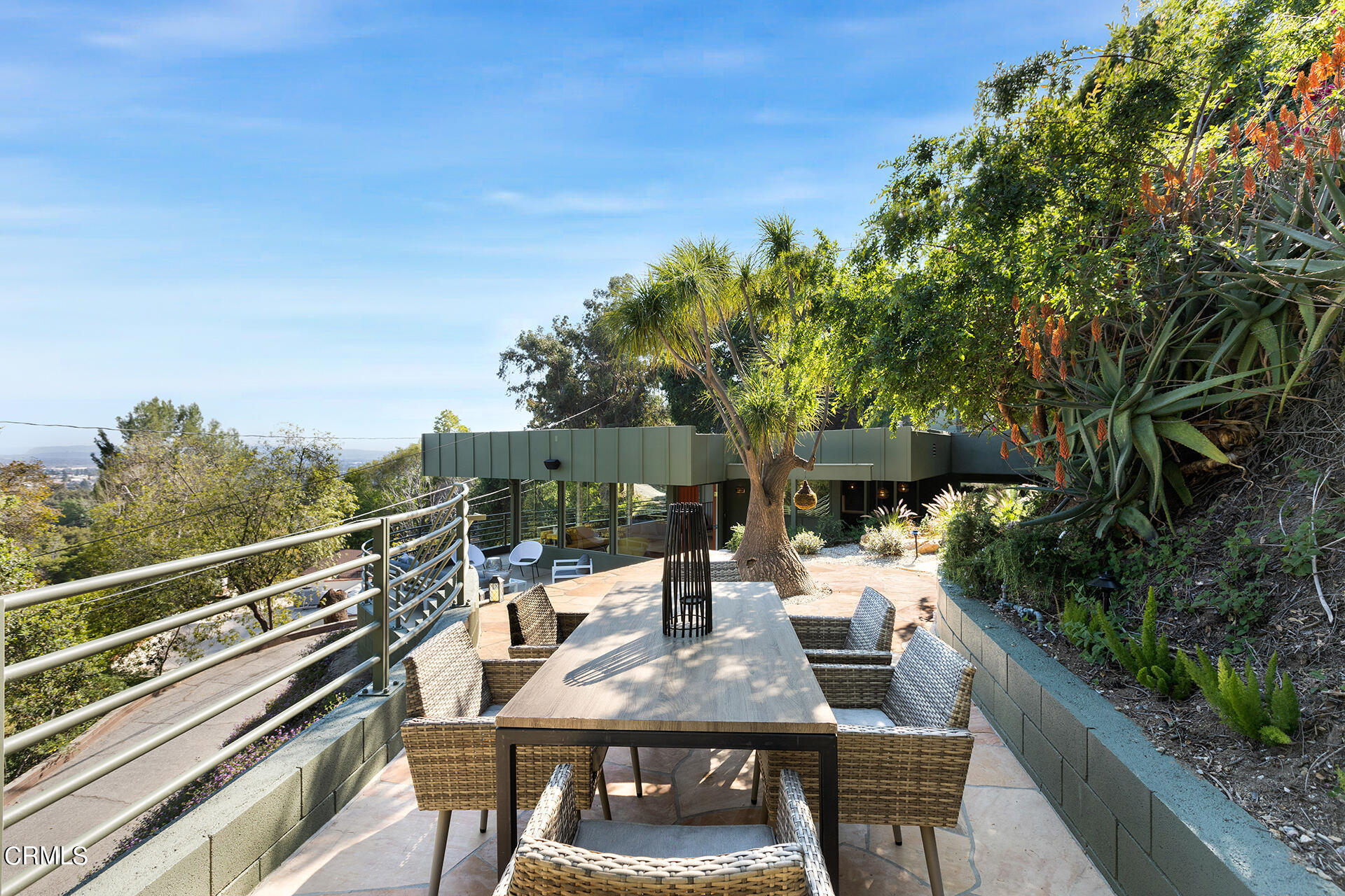 445 Cloverleaf Way Monrovia, CA 91016 - Photo 34 of 49 48-IMG_1061 Web