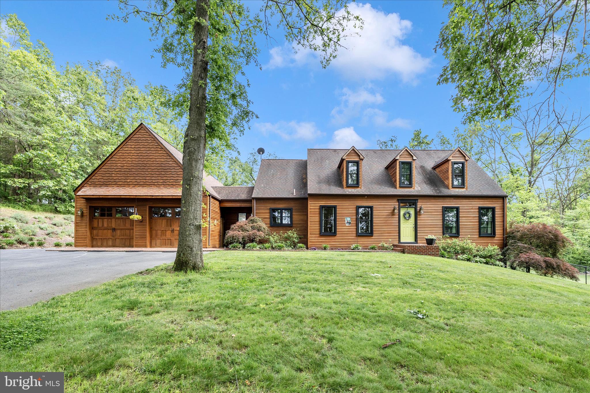 front view of house with a yard