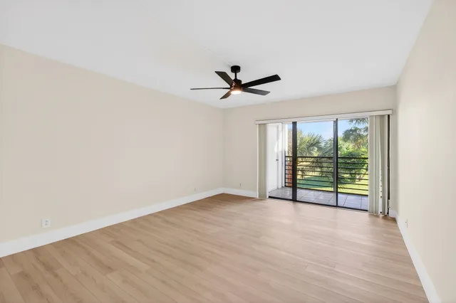 $2,650 | 5900 Camino Del Sol, Unit 304, Boca Raton, FL 33433