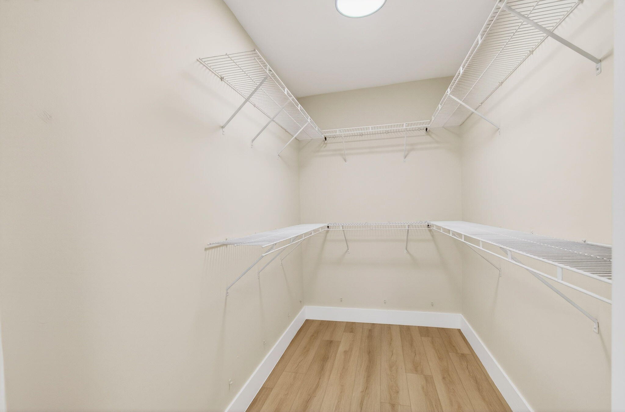 5900 Camino Del Sol, Unit 304 Boca Raton, FL 33433 - Photo 33 of 82 48-web-or-mls-DSC_4531