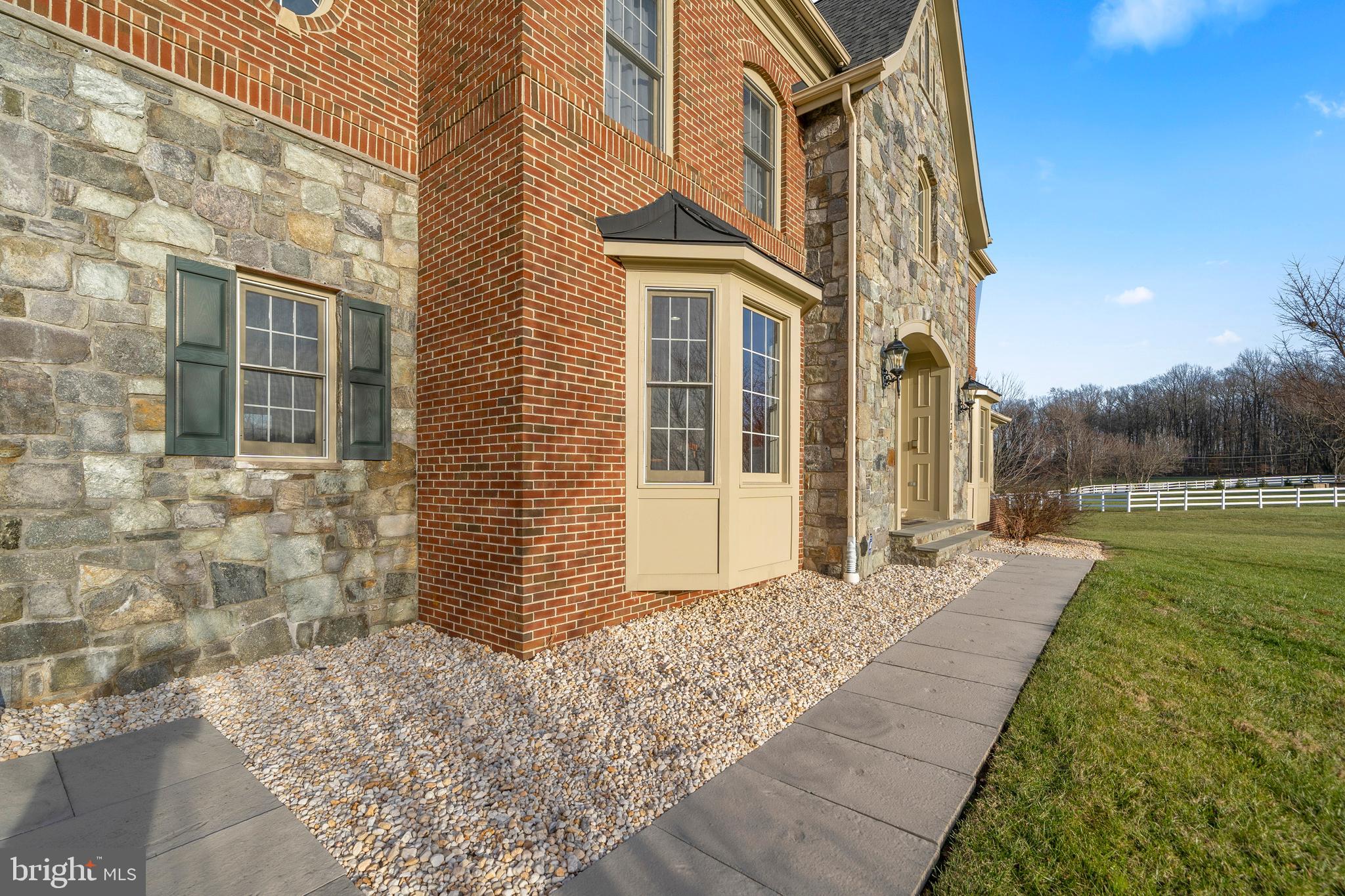 11306 Daysville Road Frederick, MD 21701 - Photo 4 of 68 Gallery Image 4