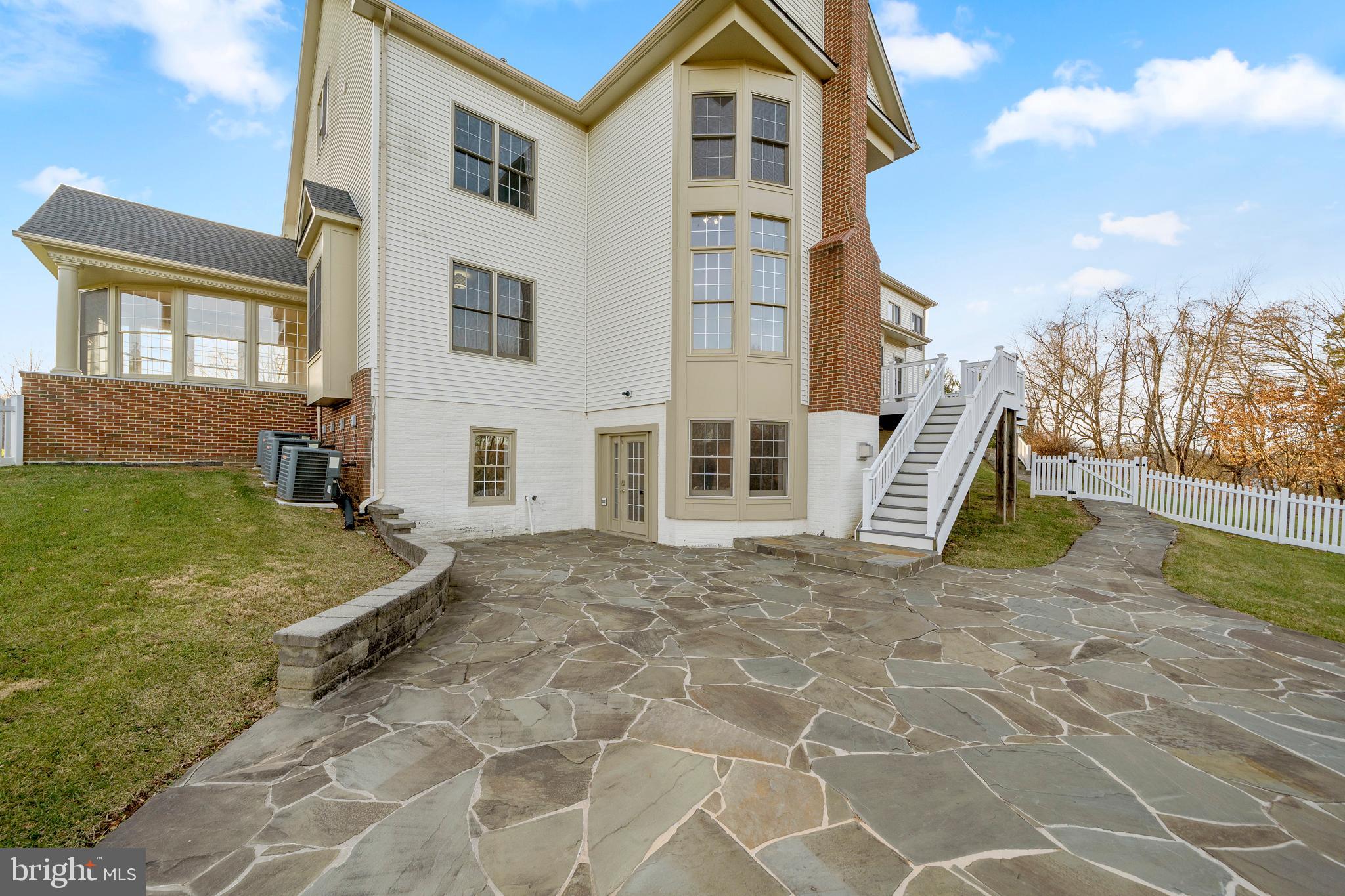 11306 Daysville Road Frederick, MD 21701 - Photo 5 of 68 Gallery Image 5