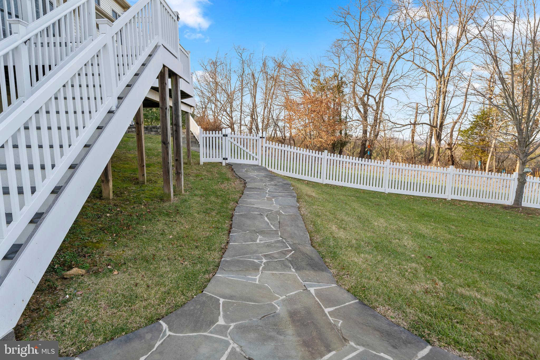 11306 Daysville Road Frederick, MD 21701 - Photo 7 of 68 Gallery Image 7