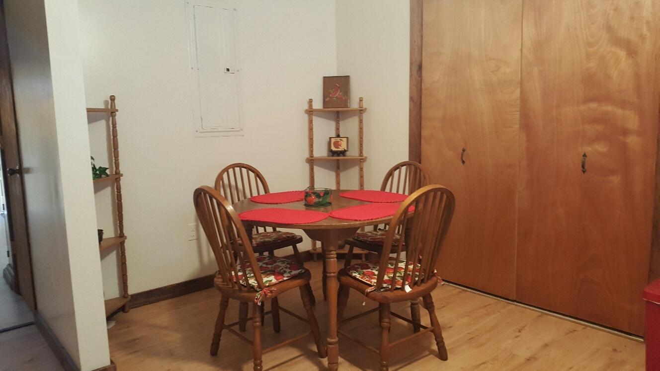 227 Chapman Road Dunlap, TN 37327 - Photo 13 of 22 Dining Area 2