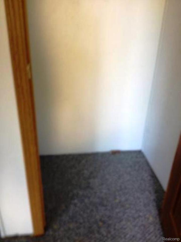 39 South Trumbull Road Bay City, MI 48708 - Photo 14 of 14 15.jpg