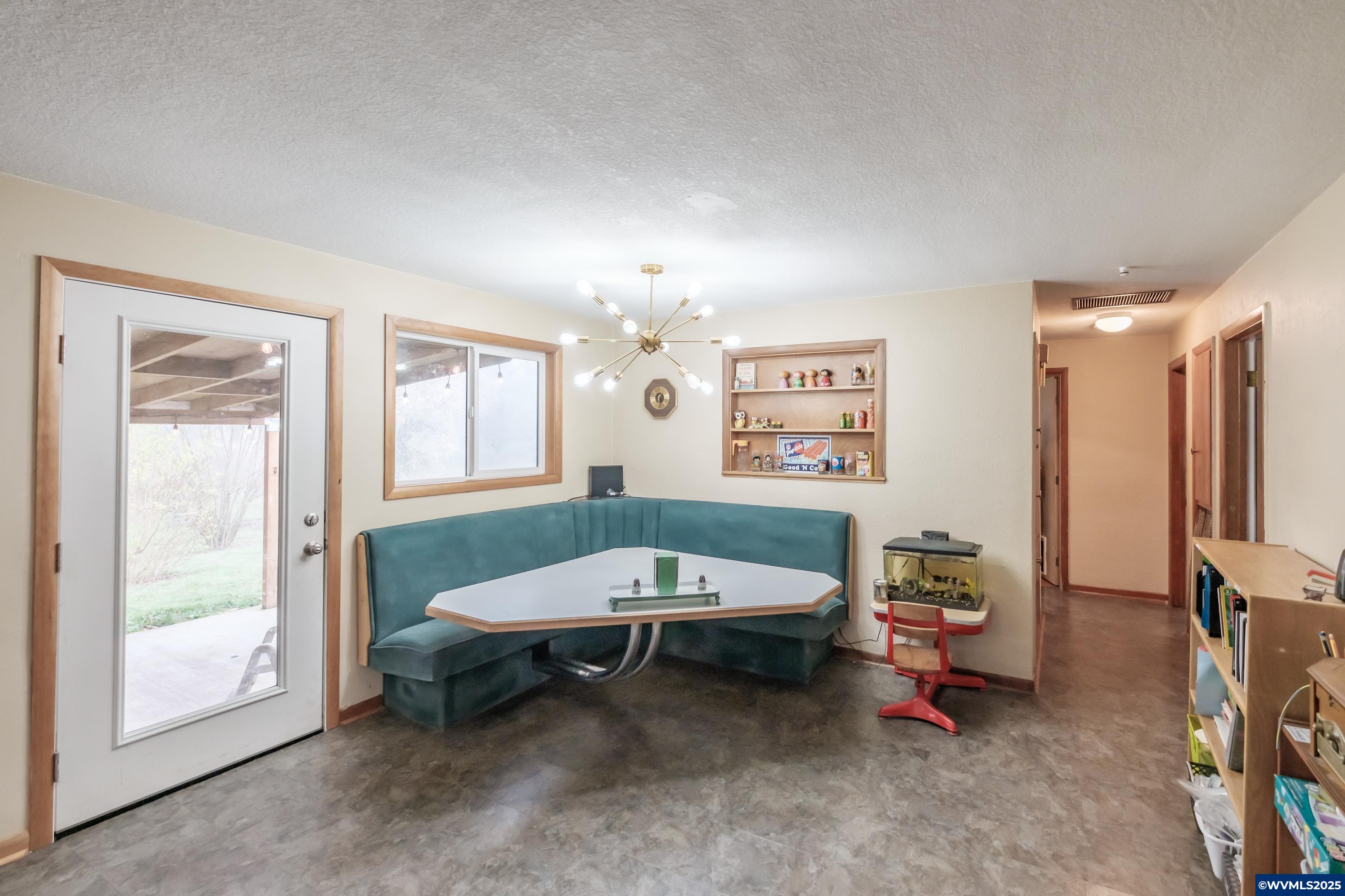 567 Northeast South Nebergall Loop Albany, OR 97321 - Photo 14 of 50