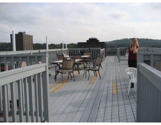 8 Chiswick Road, Unit 35 Boston, MA 02135 - Photo 14 of 16 a terrace with seating space