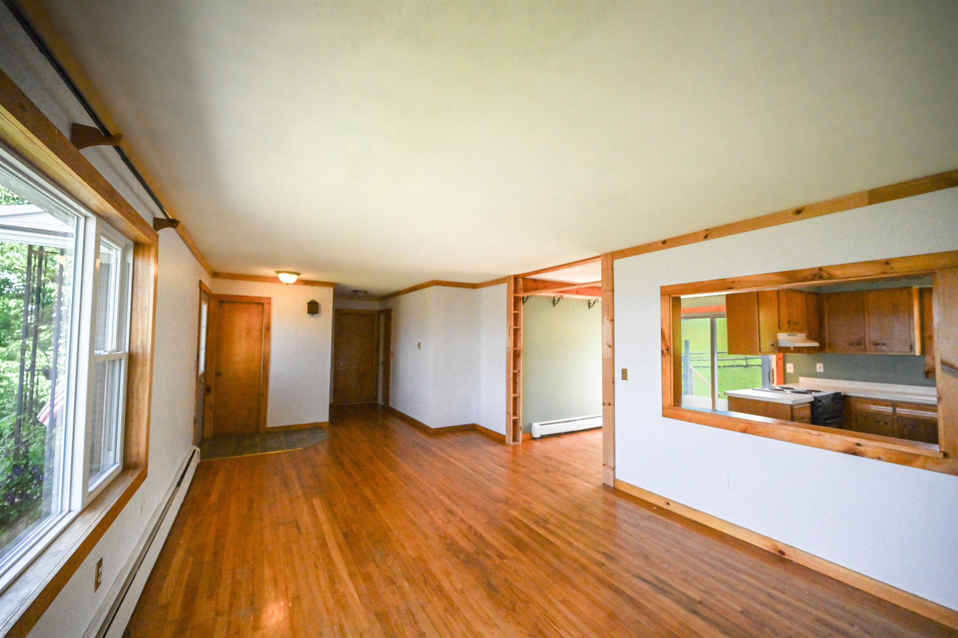 44 Bailey Street Barre, VT 05641 - Photo 10 of 39