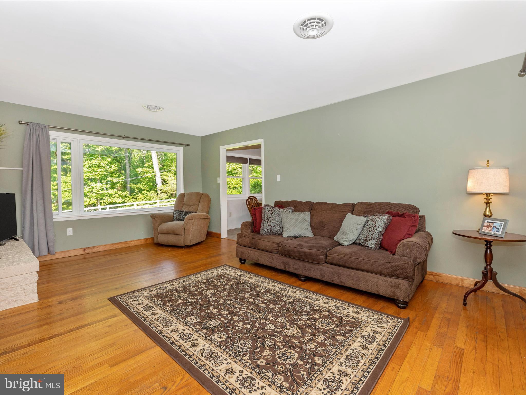 3616 Basford Road Frederick, MD 21703 - Photo 5 of 40 Living Room