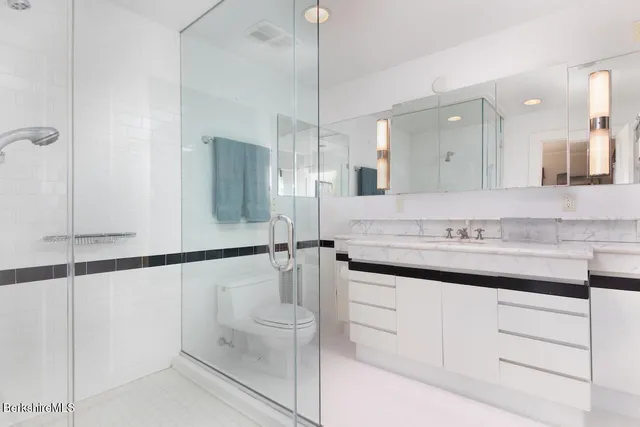 $1,275,000 | 1669 Silver Street, Sheffield, MA 01257