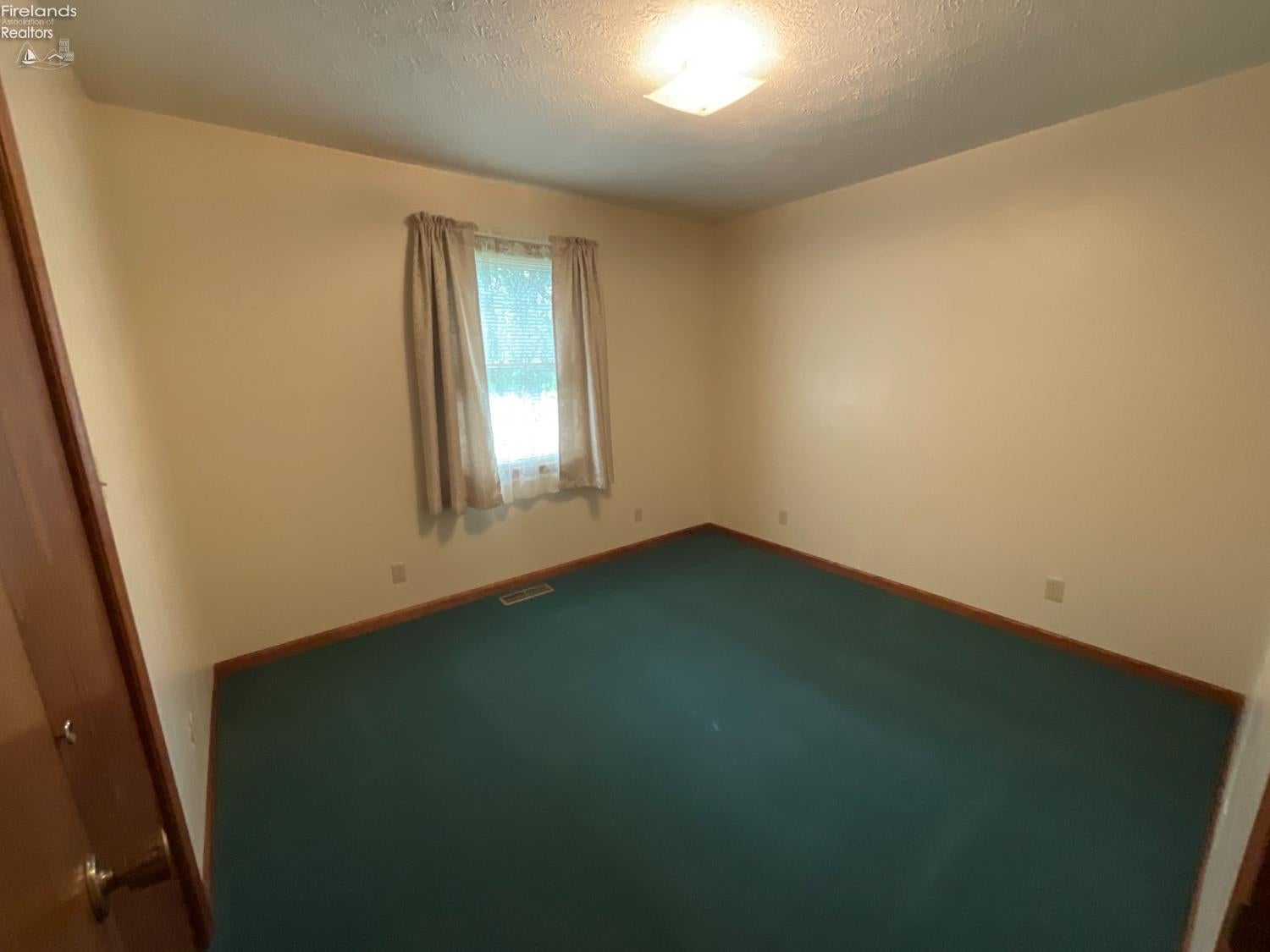 300 West Cole Road Fremont, OH 43420 - Photo 26 of 31 Gallery Image 26