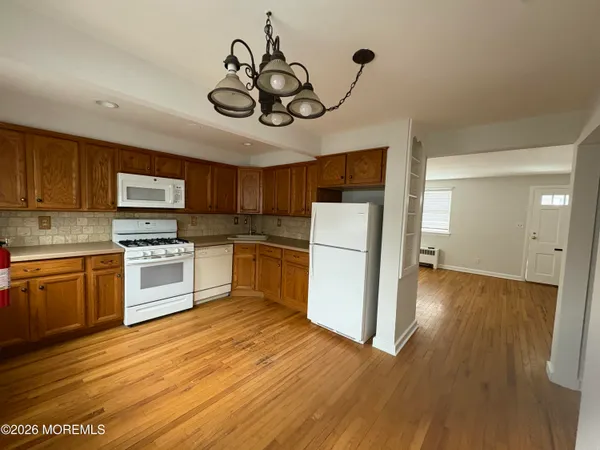 $2,500 | 75 Manor Drive, Unit 75, Red Bank, NJ 07701
