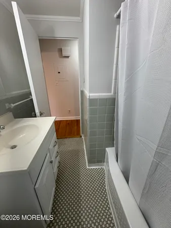 $2,500 | 75 Manor Drive, Unit 75, Red Bank, NJ 07701