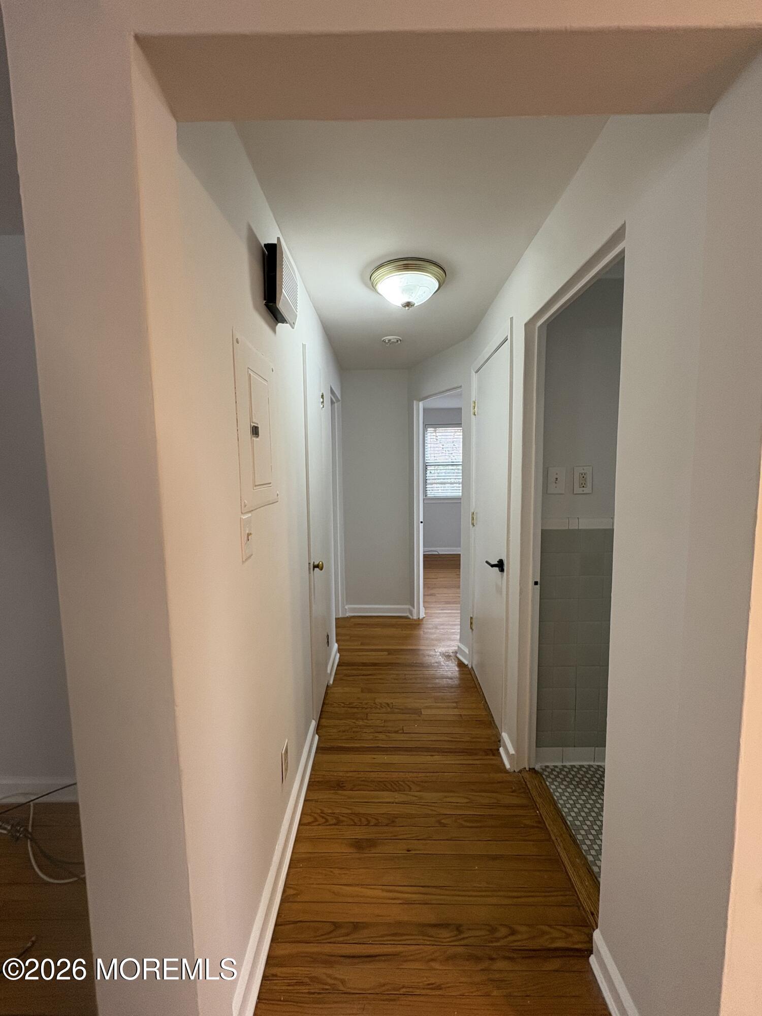 75 Manor Drive, Unit 75 Red Bank, NJ 07701 - Photo 7 of 16 Hallway