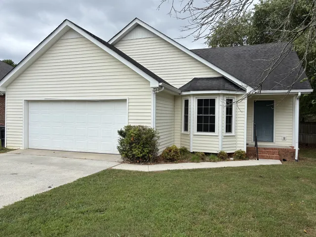 $1,625 | 100 Blue Ridge Avenue, Tullahoma, TN 37388