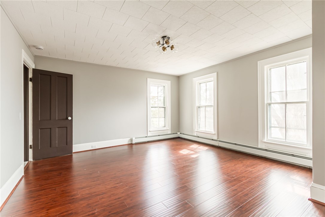 27 North Center Street Perry, NY 14530 - Photo 24 of 43