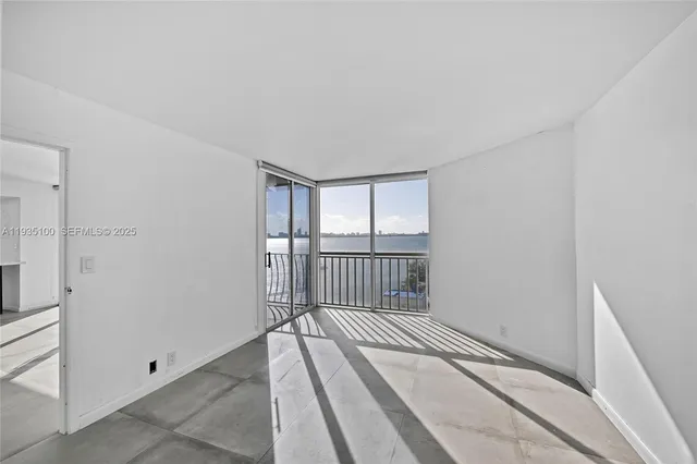 $3,350 | 7601 East Treasure Drive, Unit 920, North Bay Village, FL 33141