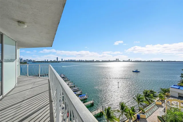 $3,350 | 7601 East Treasure Drive, Unit 920, North Bay Village, FL 33141